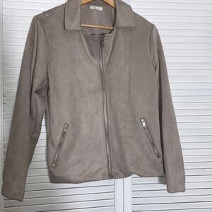 Maurice’s Faux Suede Beige Zip Up Jacket Size Large‎
